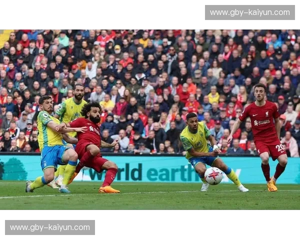 “狐火”对撞“红旋风”：莱斯特城vs利物浦，谁才是英超绿茵场的终极剧作家？